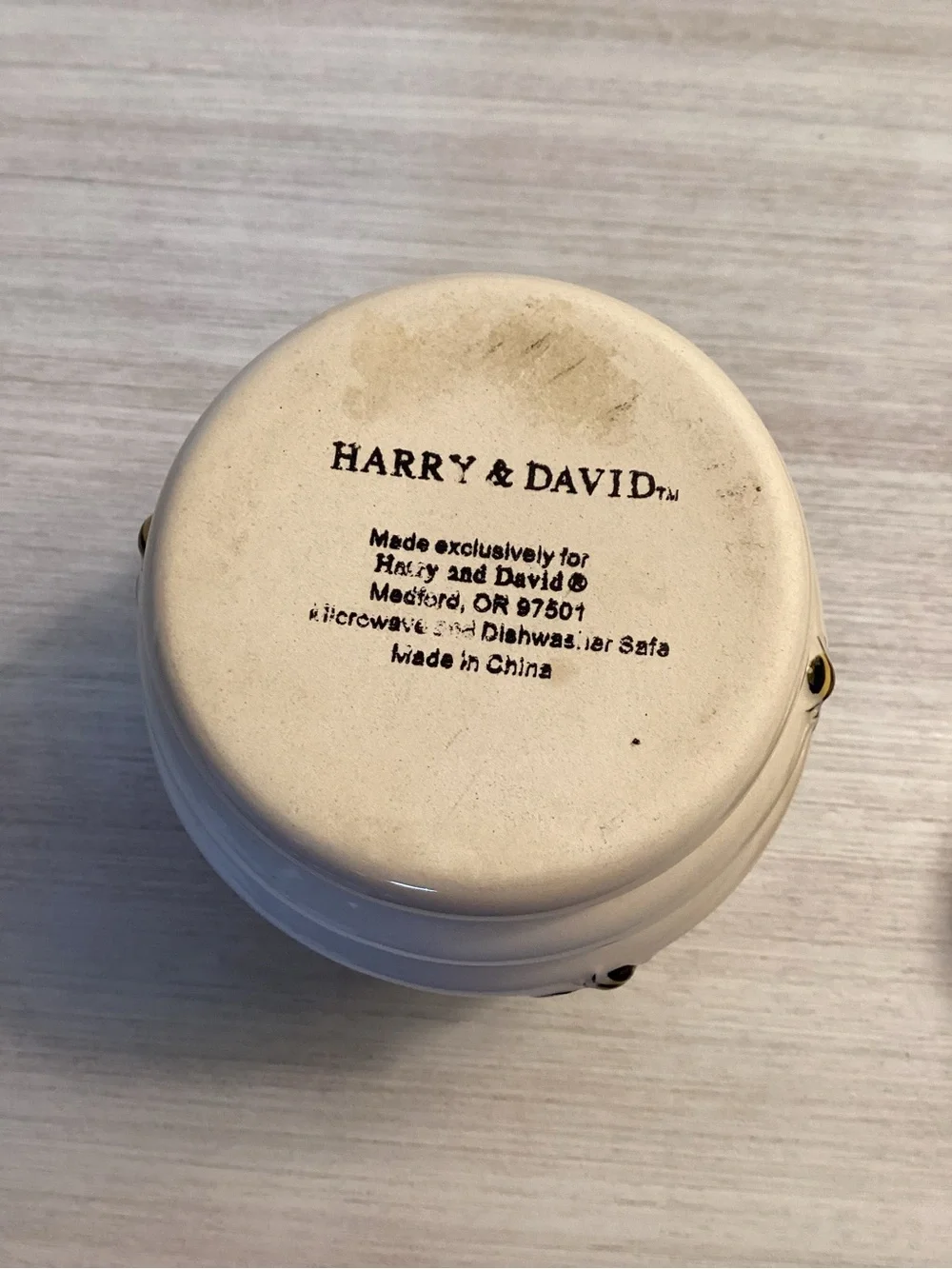 Harry & David Bumble Bee Hive Ceramic Honey Pot  w/ Wood  Dipper 5” - IEC